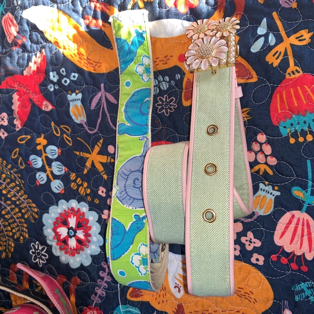 2 LILLY PULITZER BELTS MEDIUM PINK GREEN COTTON RARE DAISY BUCKLE HARD TO FIND